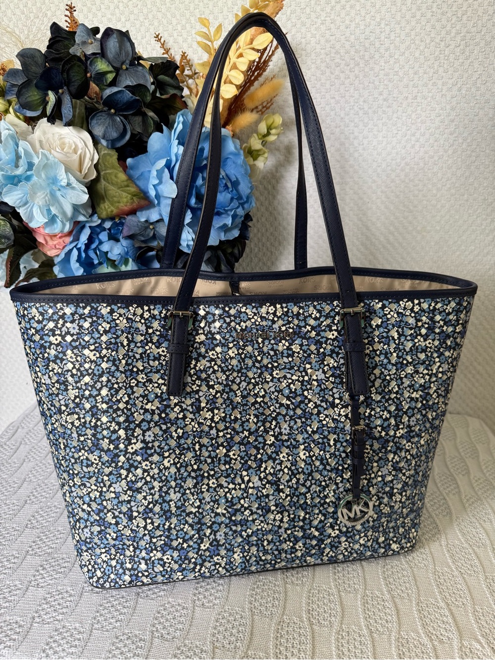 Michael Kors XL EUC navy floral leather tote